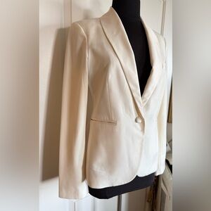 Victoria’s Secret “Body by Victoria” Cream Blazer – Size 6
